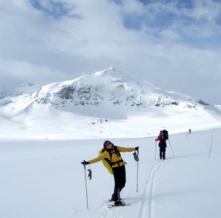  Snowshoeing in Norway 
